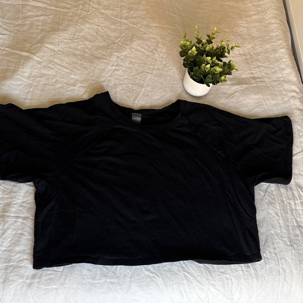 Elegant Black Women's Crop Top